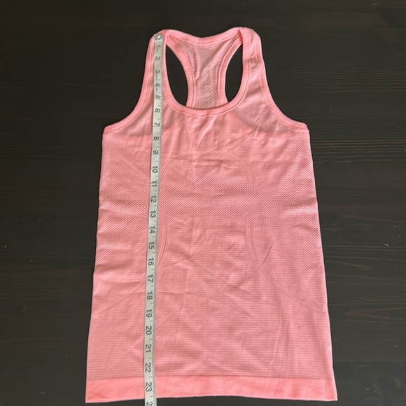 Lululemon Swiftly Tech Tank Top size 4 pink / peach - Picture 12 of 12